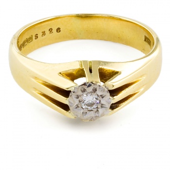 18ct gold Diamond Ring size U